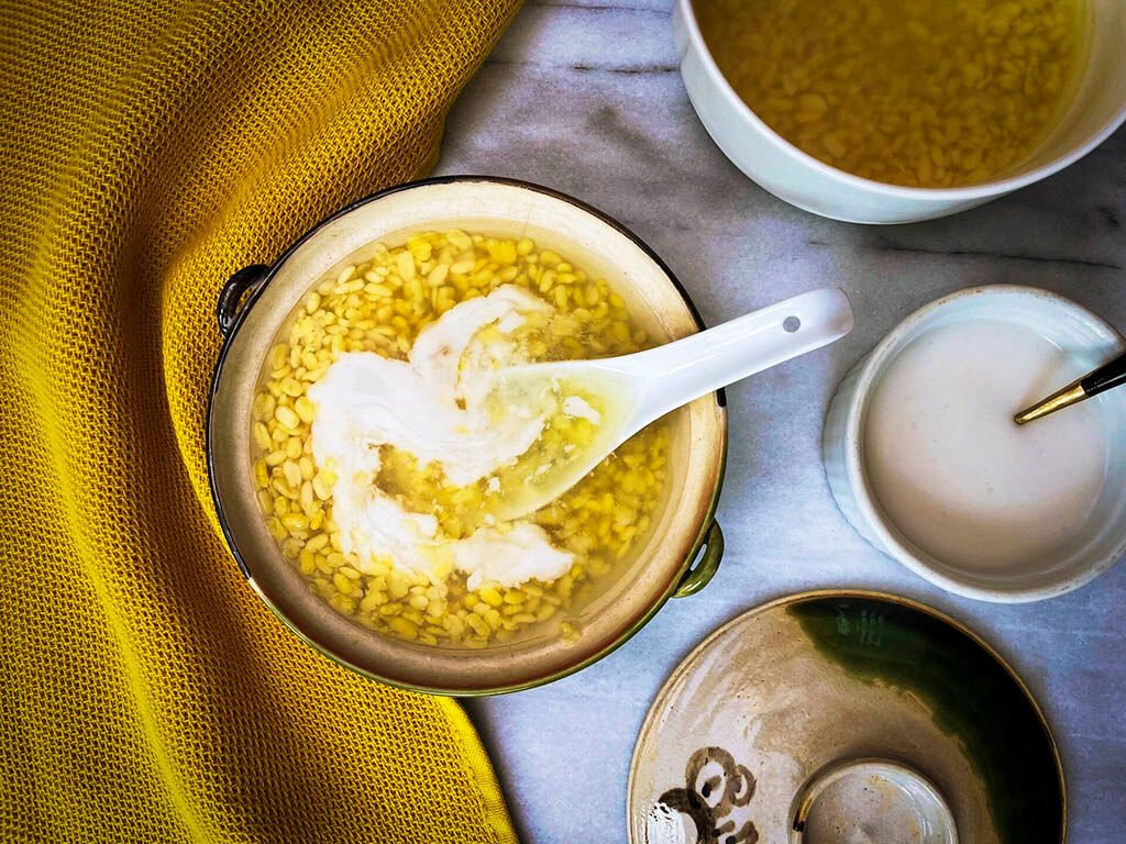 Enjoy Hue City’s sweet dessert with creamy flavors